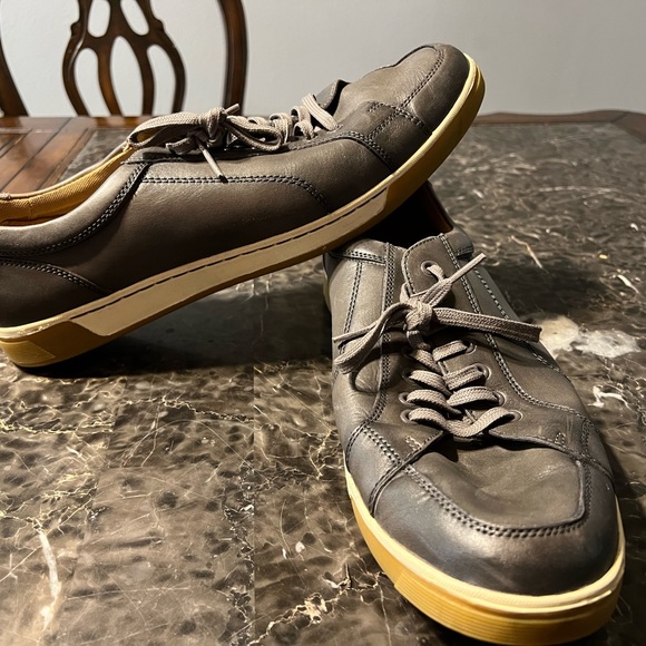Cole Haan sneakers - Picture 2 of 4